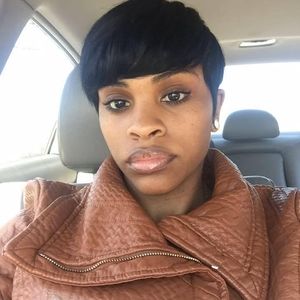 Meet your Posher, Lorraine